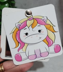 تصویر آینه جیبی چوبی 