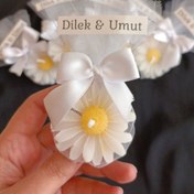 تصویر گیفت تولد و عروسی مدل شمع گل بابونه کپی - باکارت 