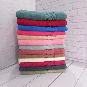 تصویر حوله حمامی طرح پرمیس bath towel parmis