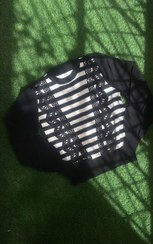 تصویر گپ راه راه با استین های توری 