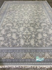 تصویر فرش ماشینی 700 شانه طرح نگار نقره ای رنگ 