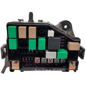 تصویر جعبه فیوز داخل موتور هیوندای اکسنت RB 