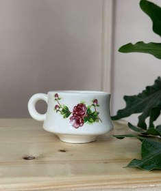 تصویر ماگ قهوه خوری گل سرخی خرید ماگ سرامیکی قهوه خوری گل سرخی