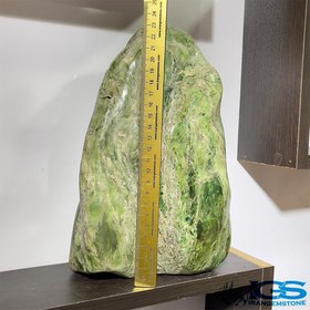 تصویر سنگ گارنت سبز دمانتوید 