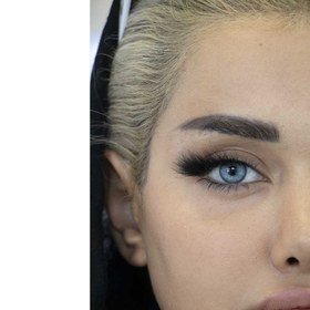 تصویر لنز رنگی سلنا آبی روشن دوردار 