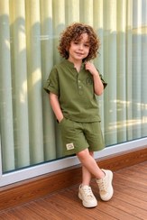 تصویر ست پوشاک پسرانه تیشرت و شلوارک لینن سایز ۴ تا ۵ سال رنگ شکلاتی 
