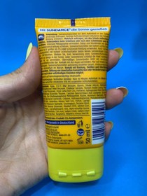 تصویر ضدآفتاب سان دنس spf۵۰, ۵۰ml Sonnenfluid Gesicht mattierend LSF 50, 50 ml