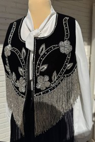 تصویر جلیقه گل و حلقه آویزی 