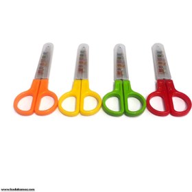 تصویر قیچی دانش آموز سریر 