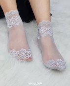تصویر جوراب نیم ساق توری سفید فانتزی | کد ۱۰۰۲ 