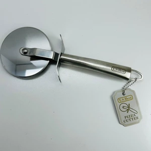 تصویر فروشگاه وسایل آشپزخانه عروس