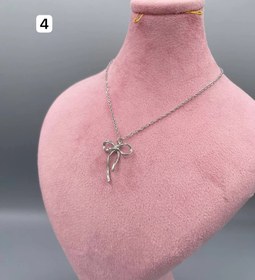 تصویر گردنبند استیل پاپیونی رنگ ثابت 