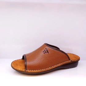 تصویر دمپایی مردانه چرم طبیعی پاژنگ رنگ مشکی 