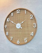 تصویر ساعت دیواری چوبی مدل حصیری 