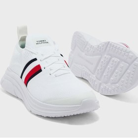 تصویر کفش‌ ورزشی کژوال با طرح راه‌راه و لبه کوتاه برند Tommy Hilfiger Casual Stripe Low Top Sneakers