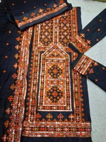 تصویر لباس سنتی بلوچی 