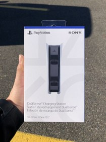 تصویر پایه شارژر دسته پلی استیشن 5 اصلی Sony Dual Sense Charging Station 