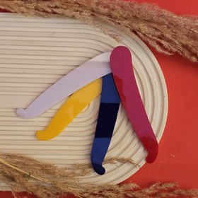 تصویر کاردک نوره | کاردک پلاستیکی نوره در 6 رنگ 