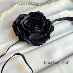 تصویر گل سینه و گردنبند رز ساتنی کد BF04 