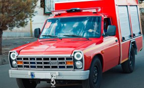 تصویر ماشین اسباب بازی نیسان پیشرو آتش نشانی 