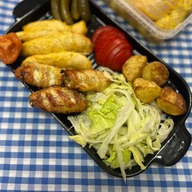 تصویر فیله نیم کیلو تقریبا ۱۰ تیکه 