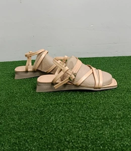 تصویر فروشگاه کیف و کفش ویتا