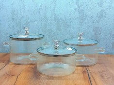 تصویر قابلمه خرسی پیرکس شعله مستقیم در سه سایز 