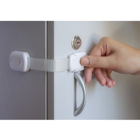 تصویر قفل چند منظوره پلاستیکی بلند Multi functional baby lock( long)