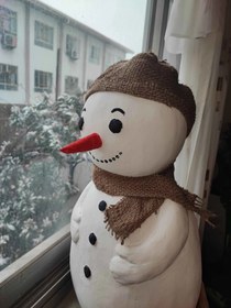 تصویر ماکت آدم برفی | دکوراسیون زمستانی شگفت‌انگیز Snowman Model | Unique Winter Decoration