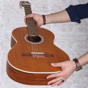 تصویر گیتار کلاسیک پارسی مدل M5 همراه با سافت کیس ضدضربه و پیک(مضراب گیتار) و با ارسال رایگان 