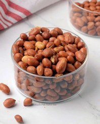 تصویر بادام زمینی - استوانه ای شیشه ای کادویی / 100گرم 