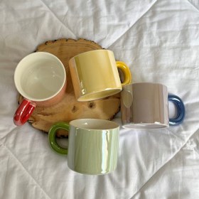 تصویر ماگ هولوگرامی ساده 