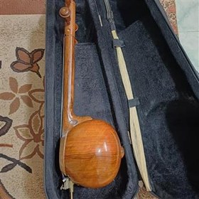 تصویر کمانچه سنتی (کاسه پشت بسته) 