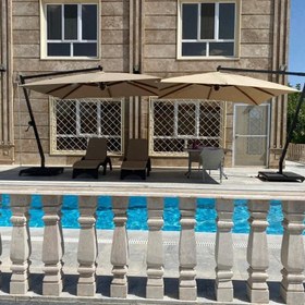 تصویر چتر پایه کنار بزرگ 