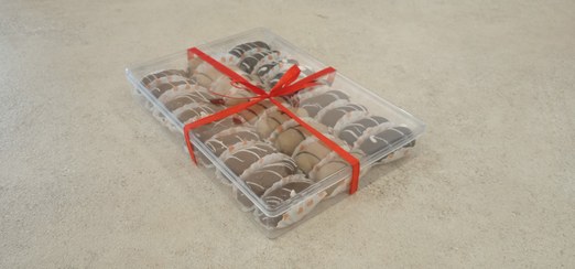 تصویر خرما با روکش شکلاتی خانگی 500گرم خرما با روکش شکلات تلخ ،قهوه ،کاکائو