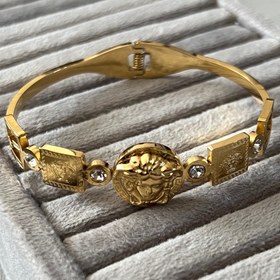 تصویر بنگل ورساچه طلایی 