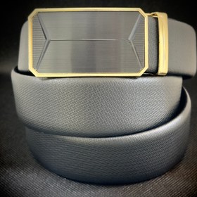 تصویر یک جین کمربند ریلی 