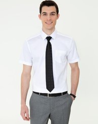 تصویر پیراهن آستین کوتاه مردانه یقه برگردان سفید پیرکاردین 