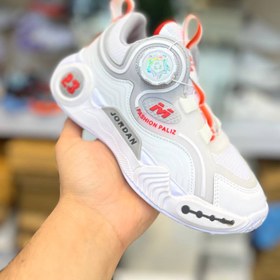 تصویر کفش کتونی بچگانه مناسب پیاده روی مدل قرقره ای جردن Children's sneakers suitable for walking Jordan reel model