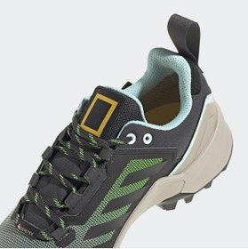 تصویر کفش کوهنوردی اورجینال مردانه برند Adidas مدل TERREX SWIFT R2 GTX کد IF7631 