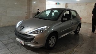 تصویر پژو 207 مدل 1404 ا دنده ای سقف شیشه ای - TU5P دنده ای سقف شیشه ای - TU5P