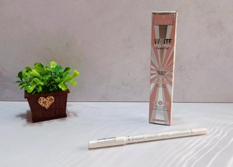 تصویر مداد چشم شمعی ایونا 