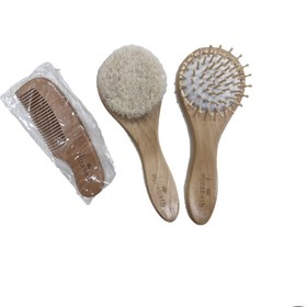 تصویر شانه و برس چوبی 