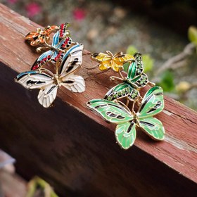 تصویر گلسینه سه پروانه رنگی 