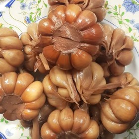 تصویر سیر ترشی7 ساله 