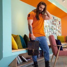 تصویر کیف دانشجویی چرم دیپ 