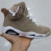 تصویر کتانی مردانه جردن ۶ رنگ کرم و سفید 