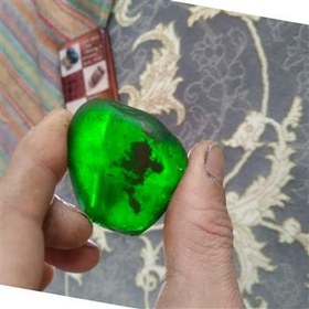 تصویر سنگ قدیمی زمرد 