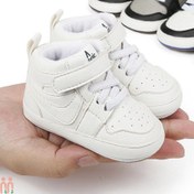 تصویر کفش کتونی اسپرت وارداتی نیم ساق نوزاد و کودک سفید مارک مجیک Magic Baby sport footwear 