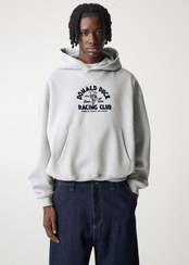 تصویر سویشرت با طرح دونالد داک و کلاهدار برند PullAndBear Donald Duck baskılı ve kapüşonlu sweatshirt